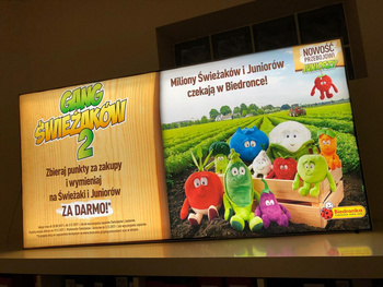 Osvětlený panel podsvícení světelného boxu o rozměrech 400x200 cm