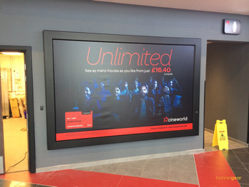 Reklamní tabule 280x180 cm - Billboard Wall Slim bannergear™